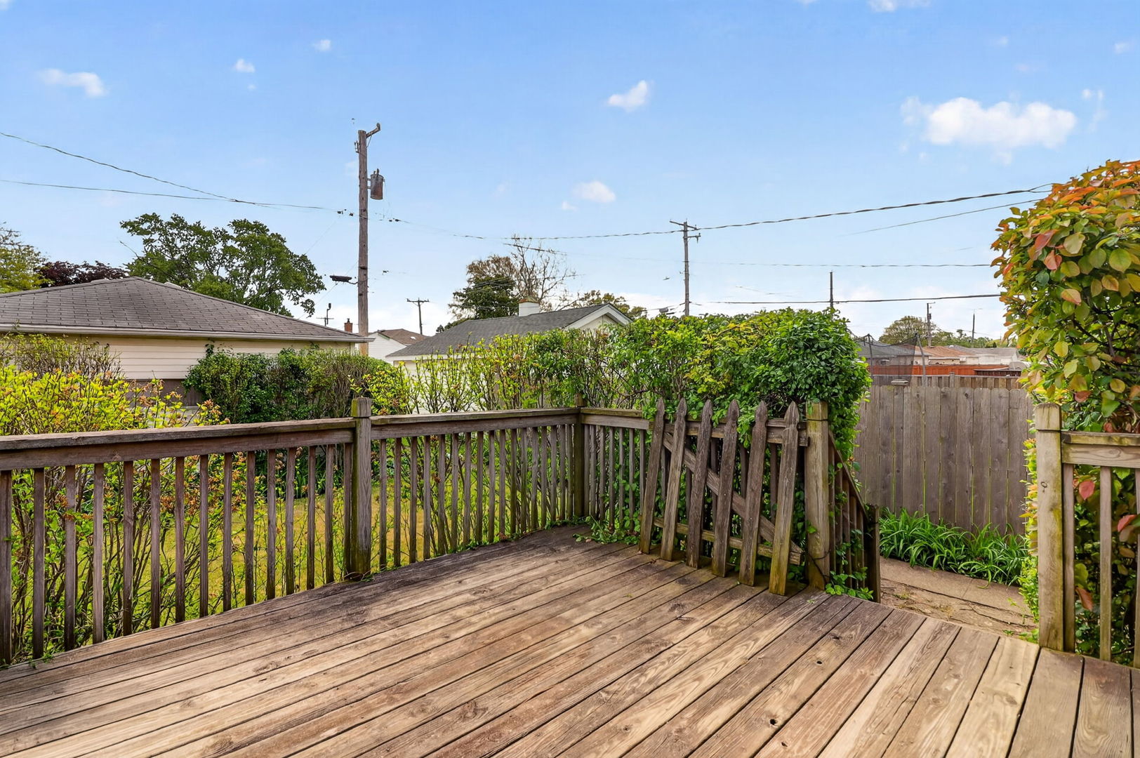 2213 Park Avenue North Riverside, IL 60546 - Photo 16 of 20 a view of a balcony with wooden floor