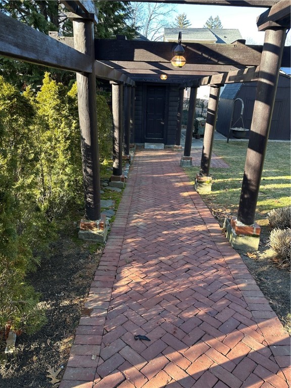 47 Clara Avenue Warwick, RI 02889 - Photo 11 of 44