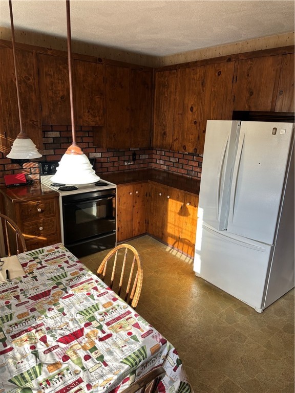 47 Clara Avenue Warwick, RI 02889 - Photo 17 of 44