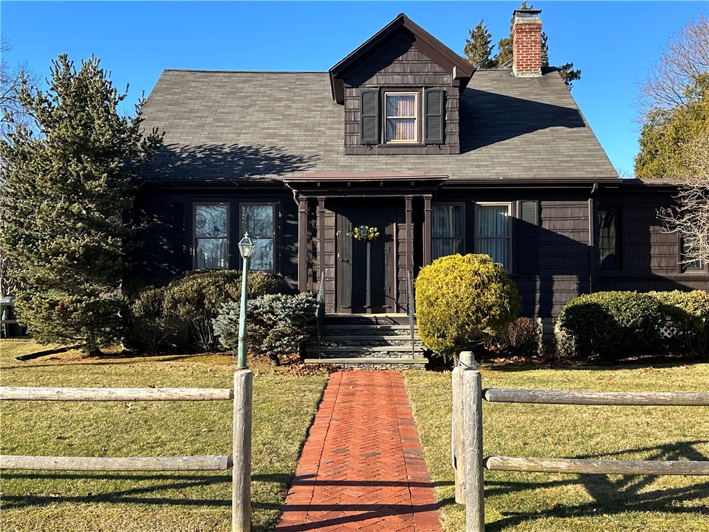 47 Clara Avenue Warwick, RI 02889 - Photo 2 of 44