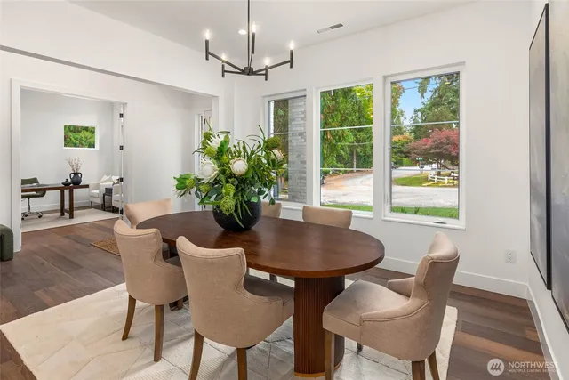 $4,495,000 | 10620 Northeast 28th Place, Bellevue, WA 98004