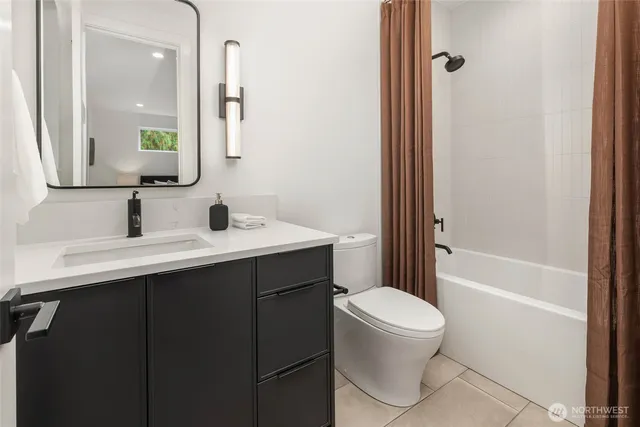 $4,495,000 | 10620 Northeast 28th Place, Bellevue, WA 98004