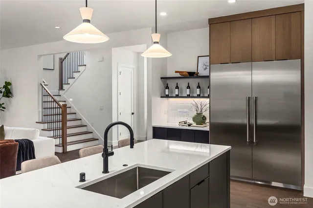 $4,495,000 | 10620 Northeast 28th Place, Bellevue, WA 98004