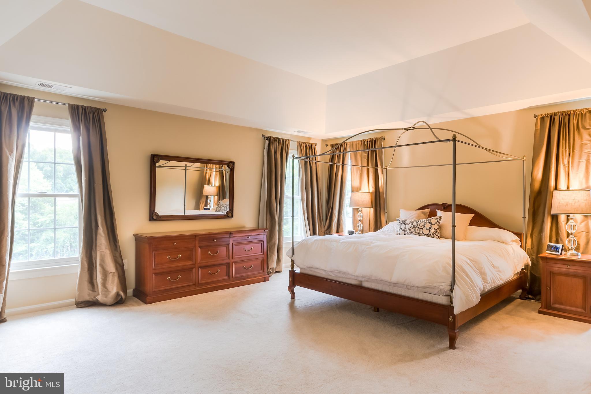 8156 Ridge Creek Way Springfield, VA 22153 - Photo 37 of 57 Master suite