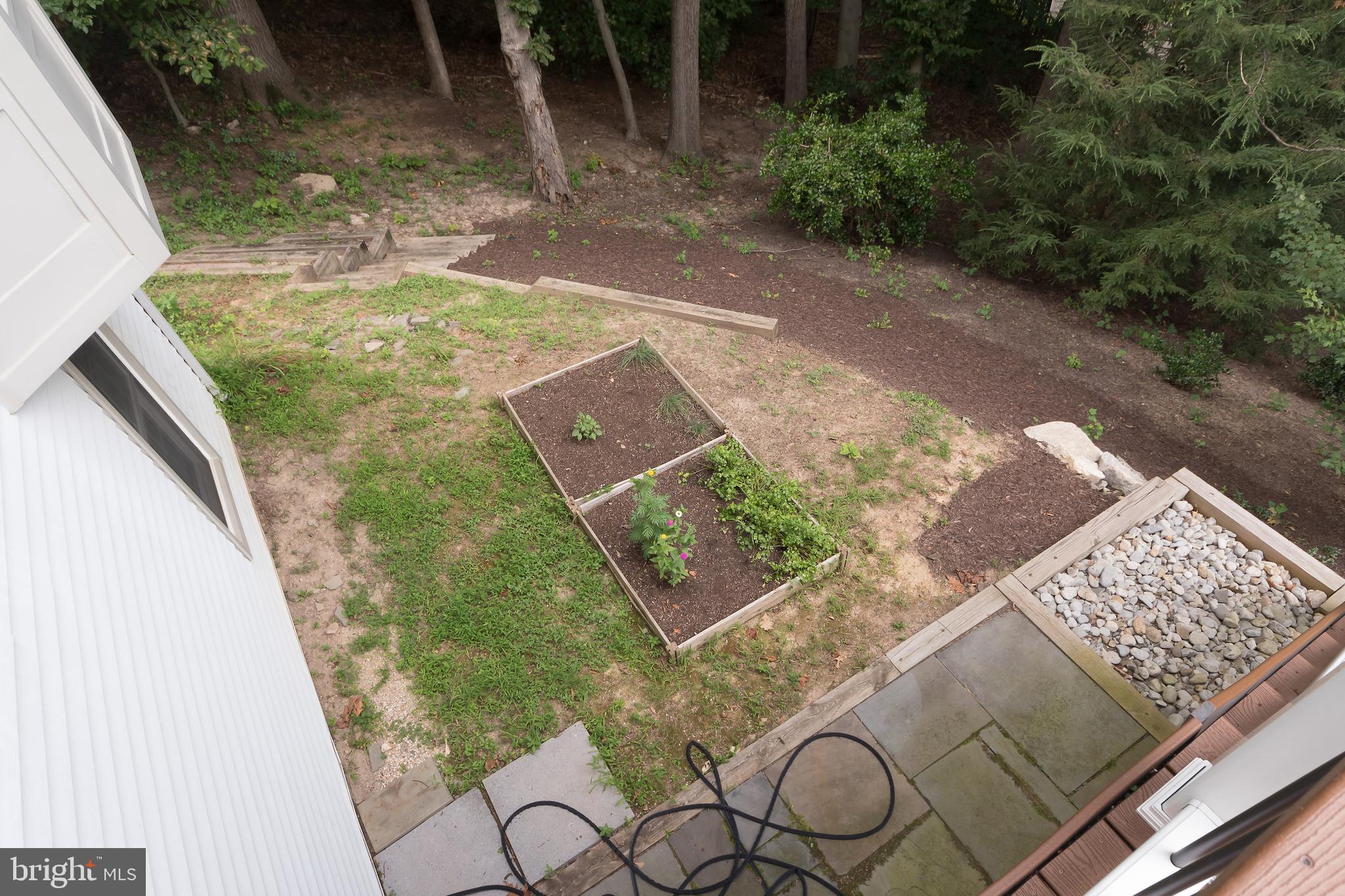 8156 Ridge Creek Way Springfield, VA 22153 - Photo 57 of 57 Backyard