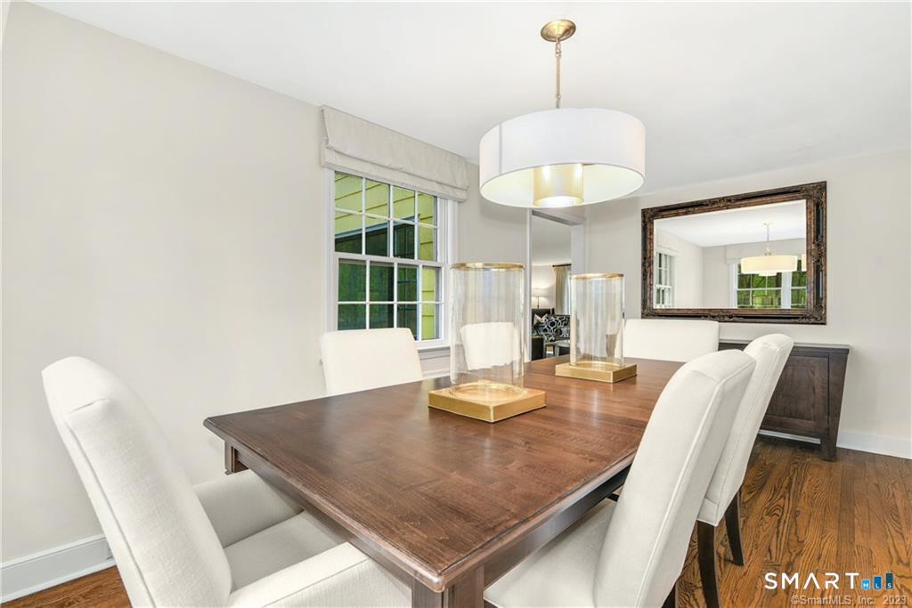792 Smith Ridge Road New Canaan, CT 06840 - Photo 13 of 40 Dining Room