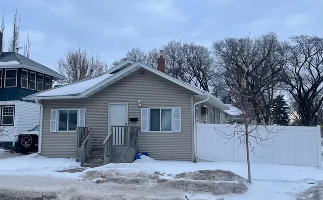 $176,000 | 1001 9th Avenue North, Fargo, ND 58102
