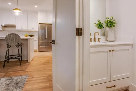 $549,000 | 7207 Gaston Avenue, Unit 504, Dallas, TX 75214