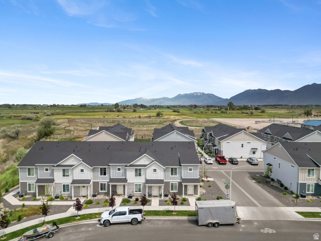 1223 East 1775 North Payson, UT 84651 - Photo 14 of 45 Modern townhome development featuring light-toned exteriors with dark roofing