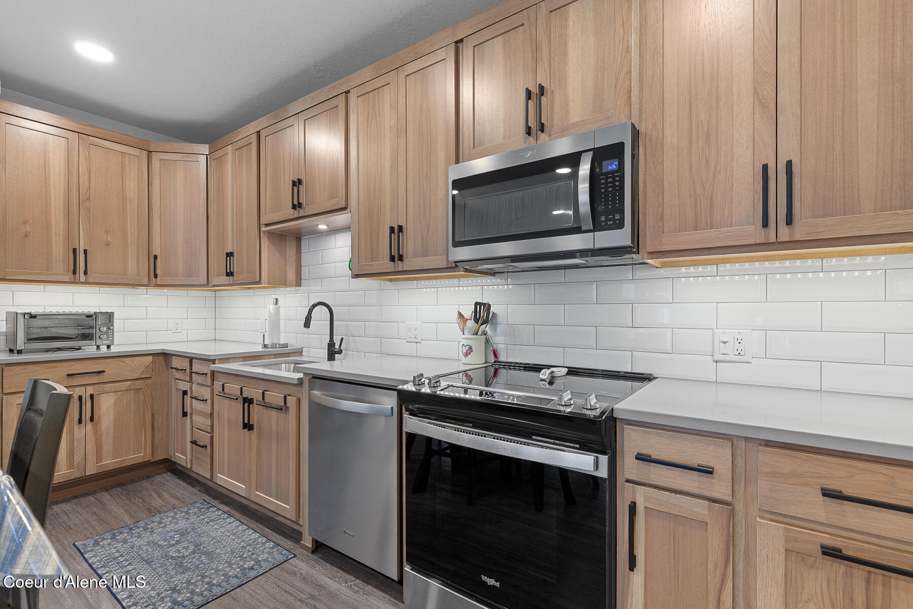 6510 North Atlas Road, Unit 102 Coeur D'Alene, ID 83815 - Photo 10 of 33 Kitchen