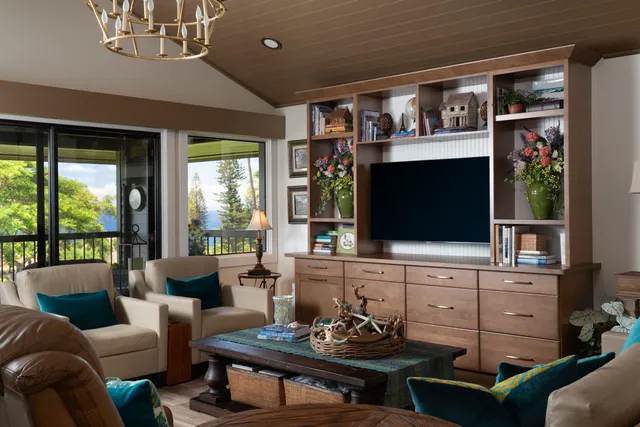 $1,750,000 | 50 Puu Anoano Street, Unit 2804, Lahaina, HI 96761