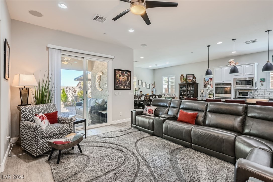 920 Everest Peak Avenue Henderson, NV 89012 - Photo 11 of 34