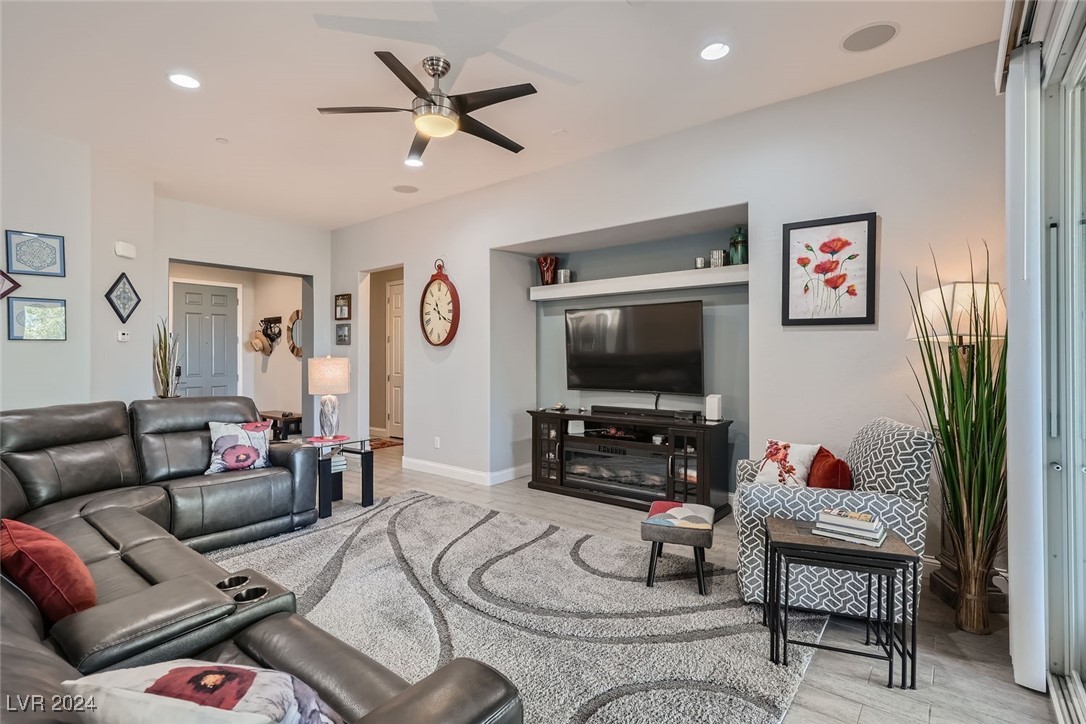 920 Everest Peak Avenue Henderson, NV 89012 - Photo 12 of 34