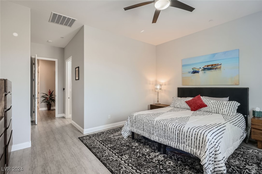 920 Everest Peak Avenue Henderson, NV 89012 - Photo 15 of 34 Primary- Walk in Closet with Custom Shelving