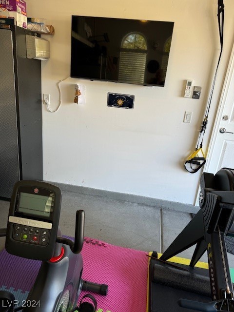 920 Everest Peak Avenue Henderson, NV 89012 - Photo 25 of 34 WITH A/C & TV