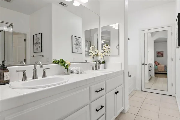 $1,549,888 | 2380 Trade Zone Boulevard, San Jose, CA 95131