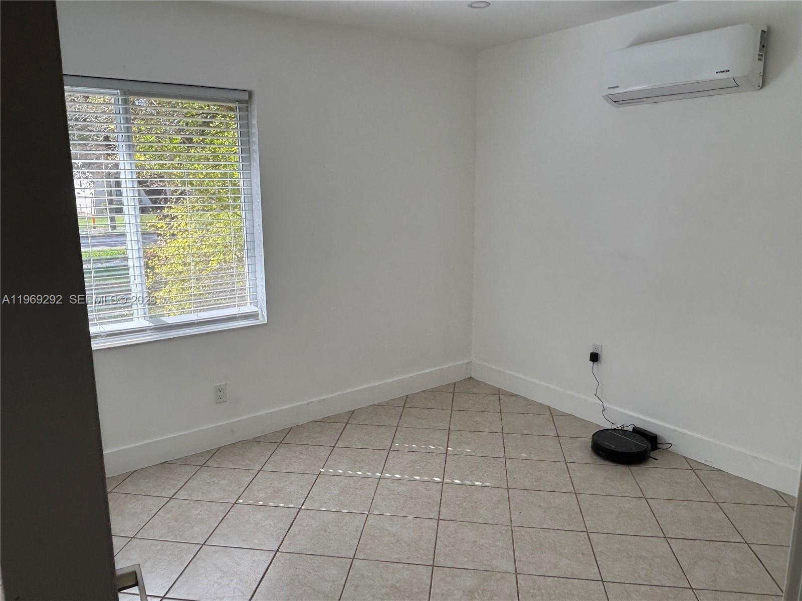 28211 Southwest 136th Place Homestead, FL 33033 - Photo 18 of 24