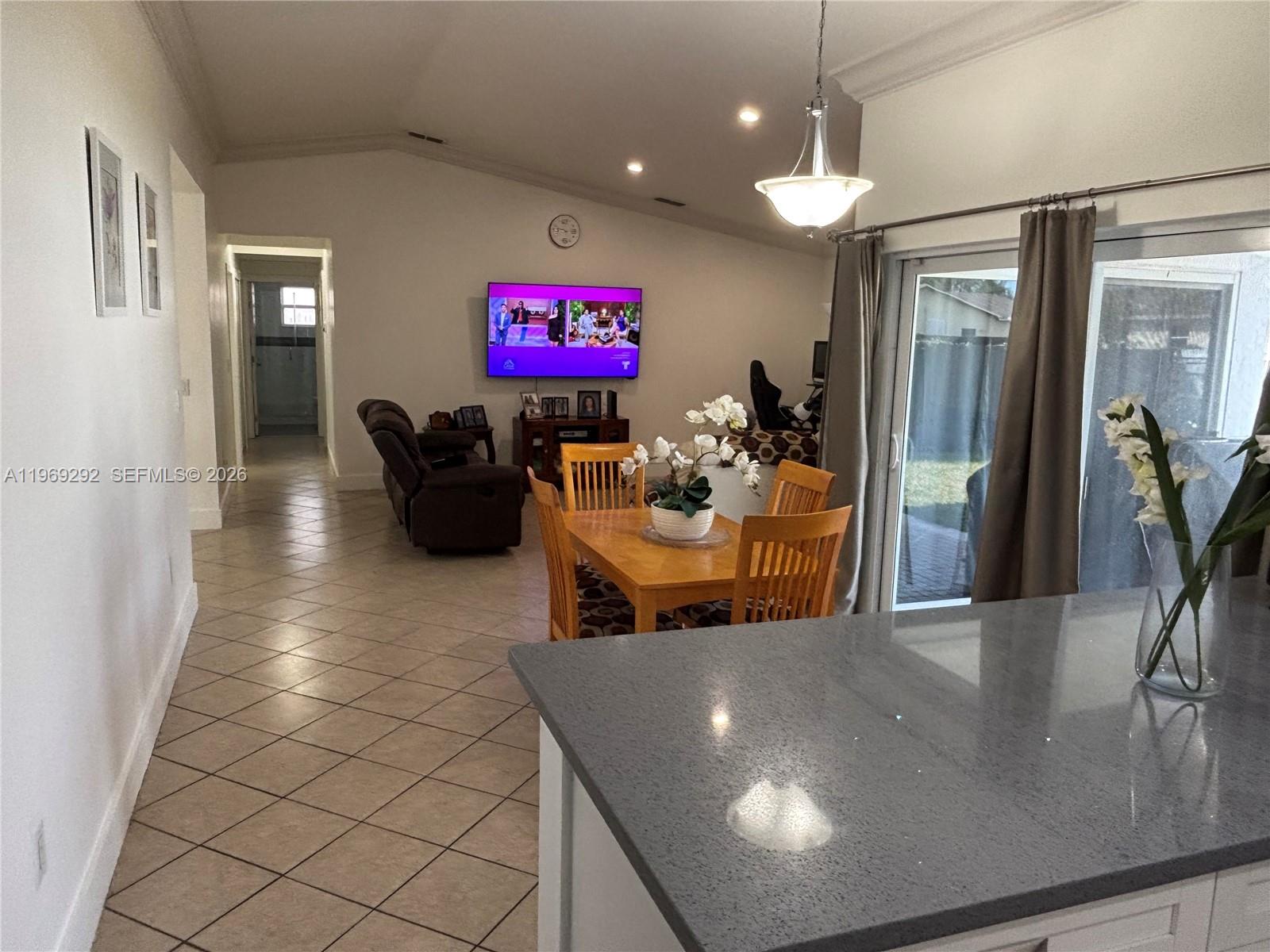 28211 Southwest 136th Place Homestead, FL 33033 - Photo 9 of 24