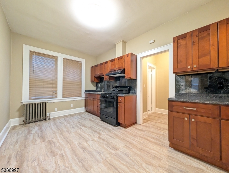 89 Davis Avenue, Unit 1 Kearny, NJ 07032 - Photo 6 of 10