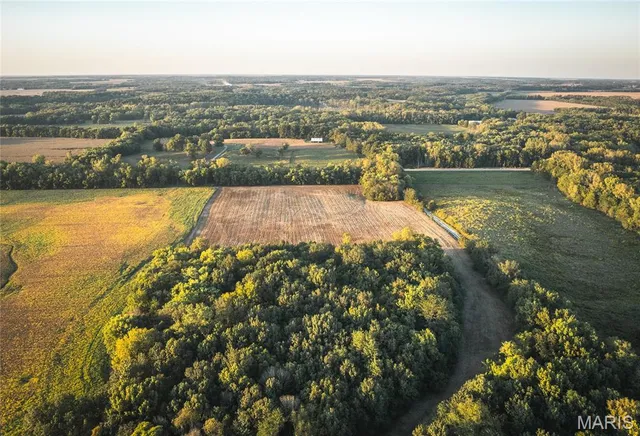 $1 | 108 Chesterfield Il 62630, Chesterfield, IL 62630