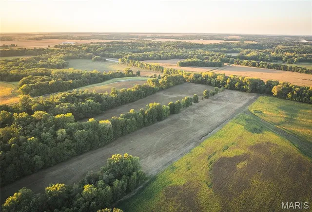 $1 | 108 Chesterfield Il 62630, Chesterfield, IL 62630