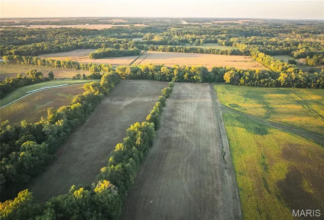 $1 | 108 Chesterfield Il 62630, Chesterfield, IL 62630