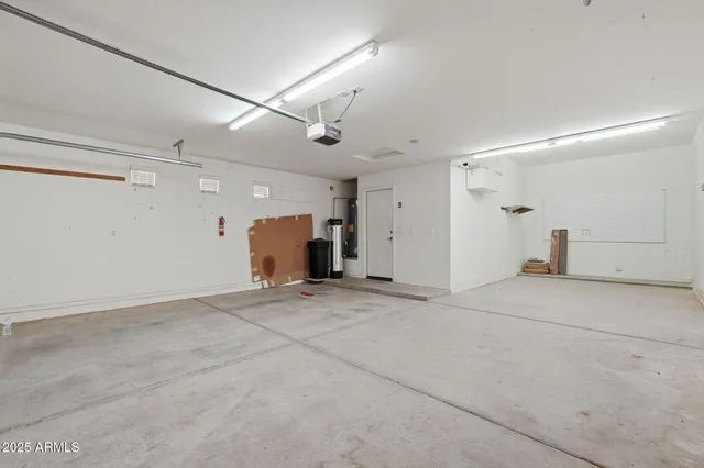 $405,000 | 146 West Blue Lagoon Drive, Casa Grande, AZ 85122