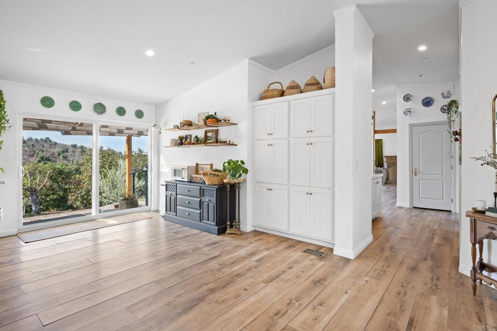 3570 Canonita Drive Fallbrook, CA 92028 - Photo 15 of 40