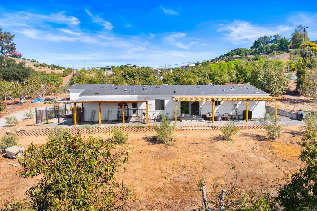 3570 Canonita Drive Fallbrook, CA 92028 - Photo 28 of 40