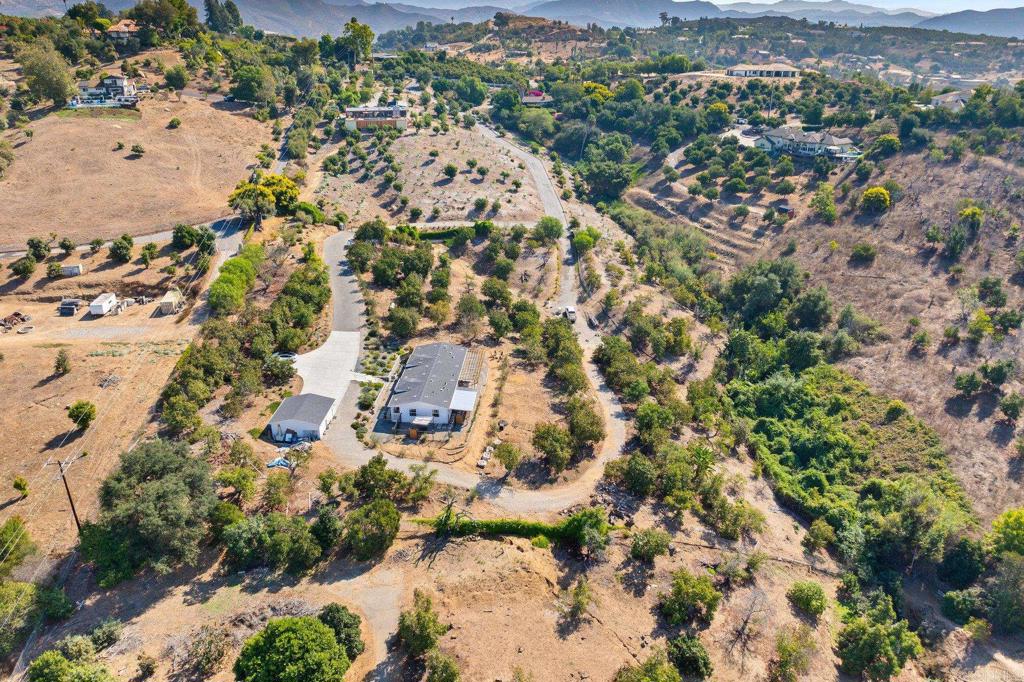 3570 Canonita Drive Fallbrook, CA 92028 - Photo 36 of 40