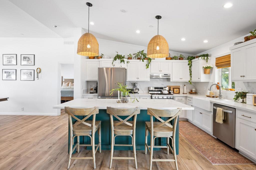 3570 Canonita Drive Fallbrook, CA 92028 - Photo 7 of 40