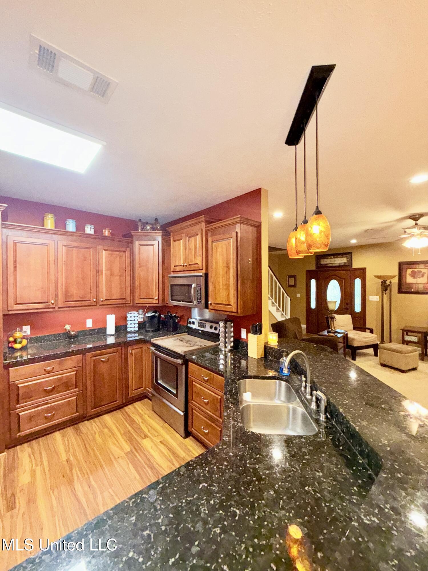 466 Fort Hill Road Grenada, MS 38901 - Photo 2 of 39 IMG_3429