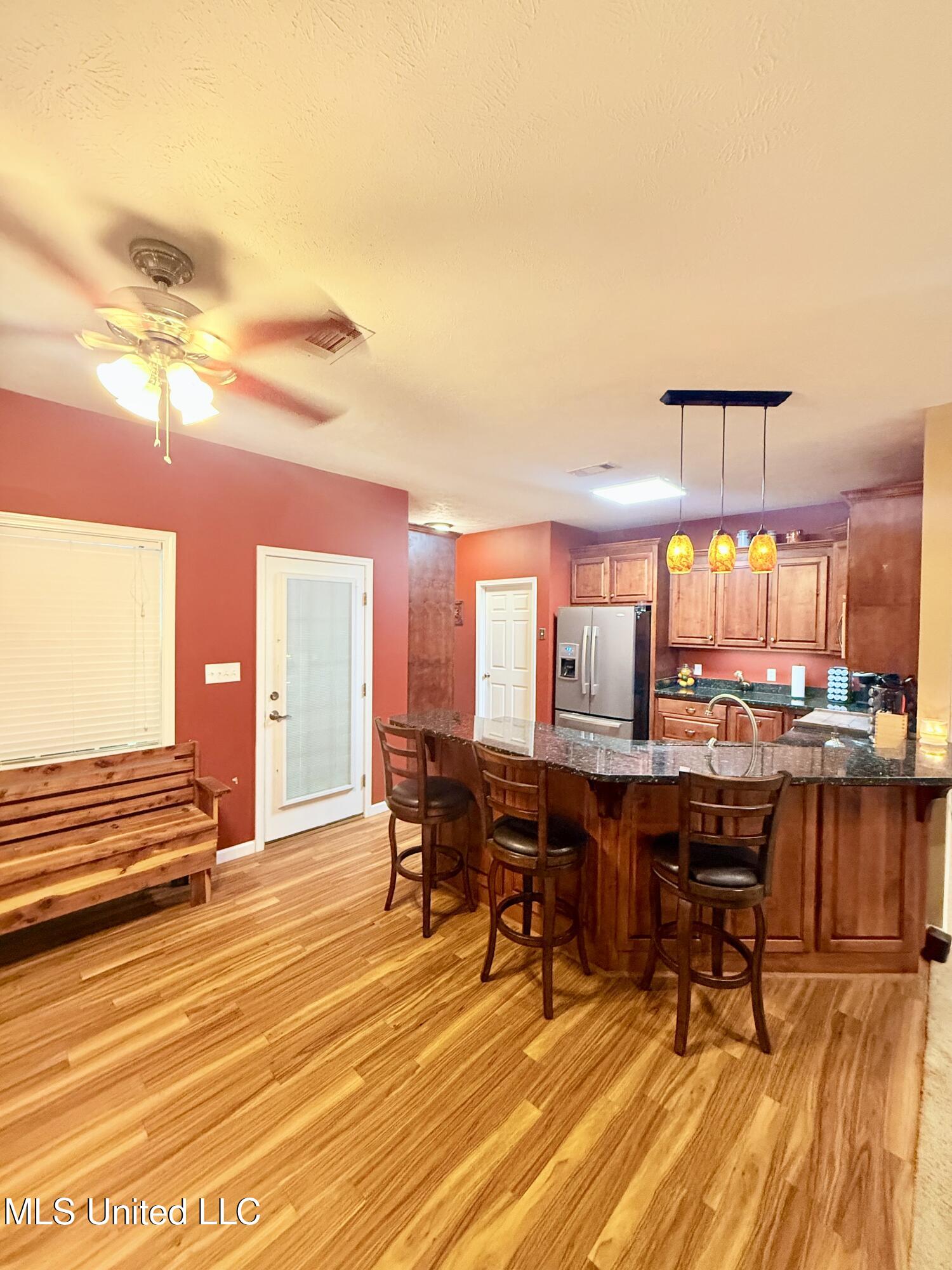 466 Fort Hill Road Grenada, MS 38901 - Photo 3 of 39 IMG_3401