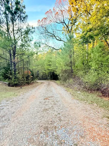 $299,000 | 466 Fort Hill Road, Grenada, MS 38901