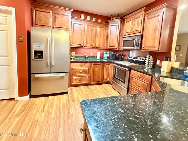 $299,000 | 466 Fort Hill Road, Grenada, MS 38901