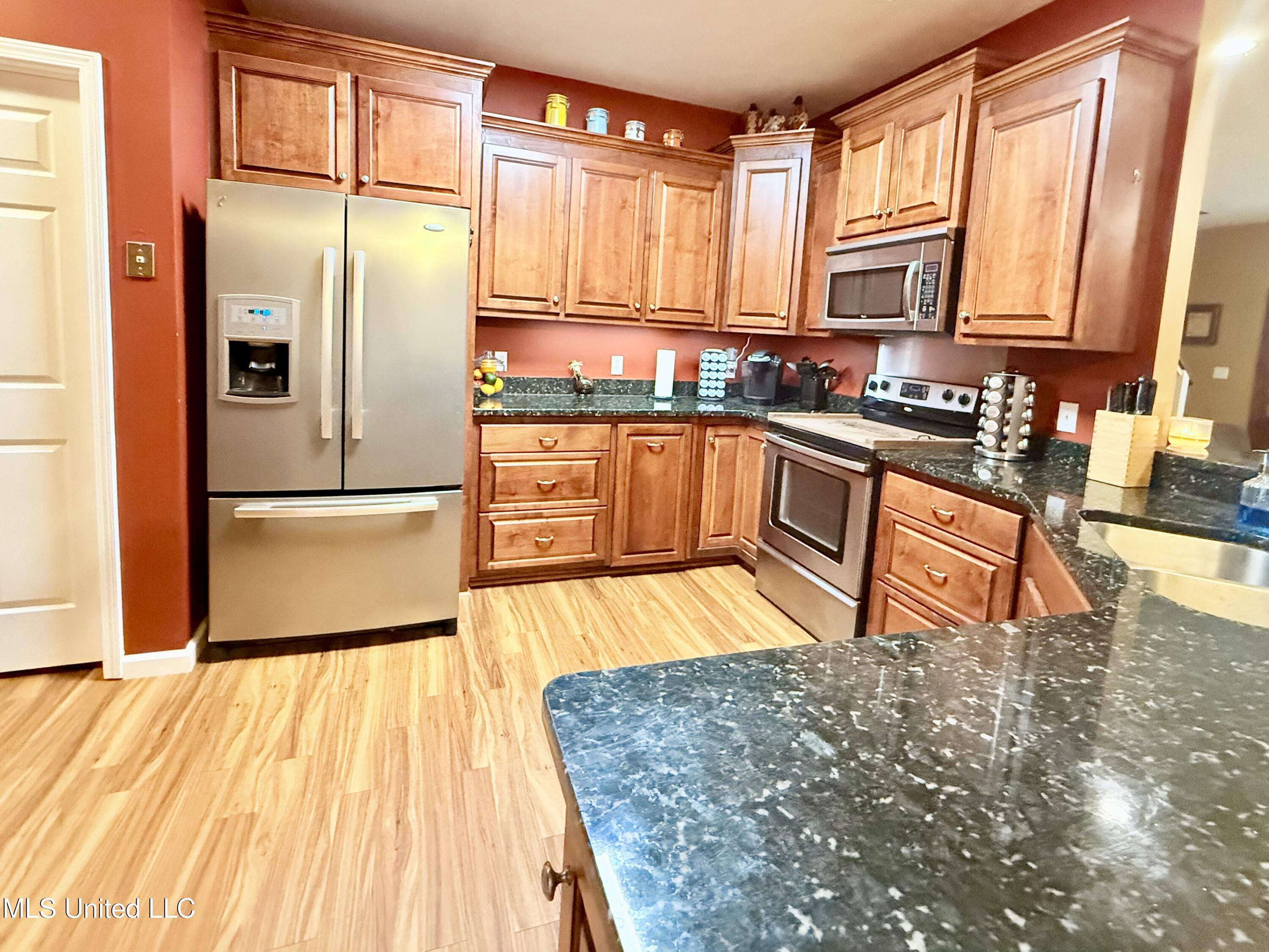 466 Fort Hill Road Grenada, MS 38901 - Photo 5 of 39 IMG_3390