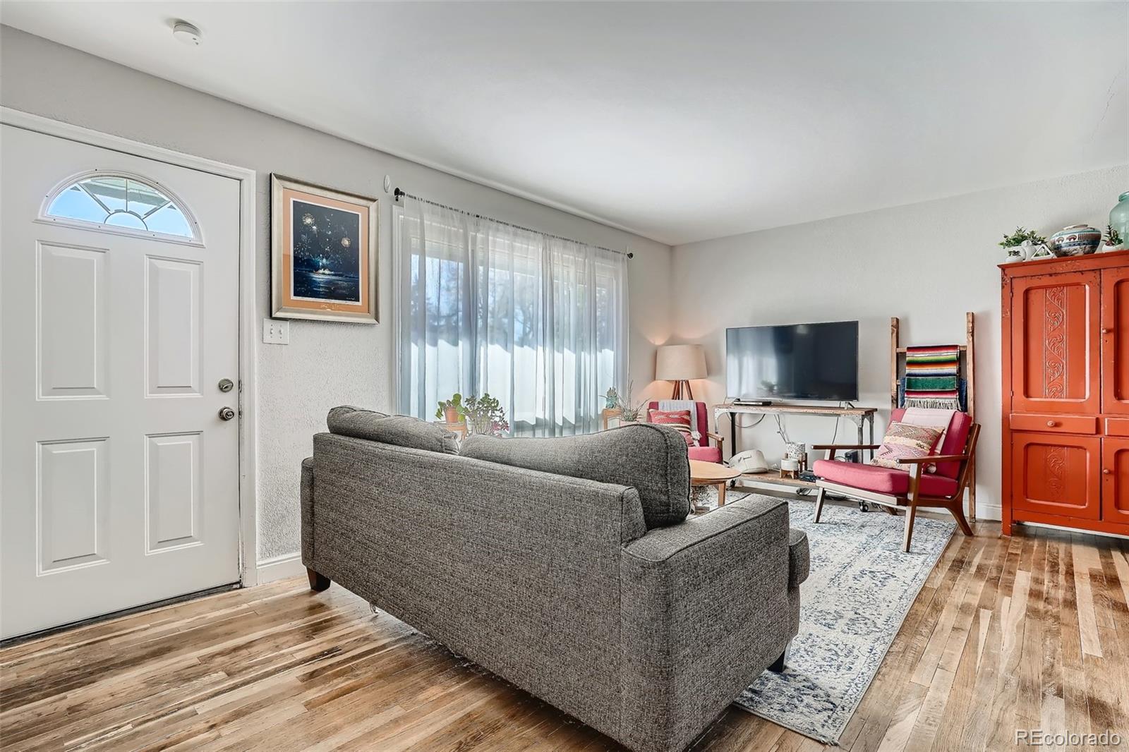 795 Moline Street Aurora, CO 80010 - Photo 4 of 29