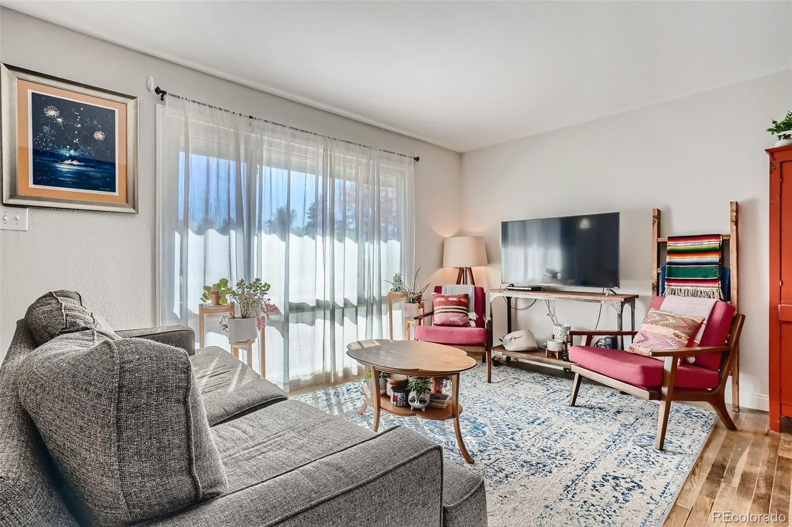 795 Moline Street Aurora, CO 80010 - Photo 5 of 29