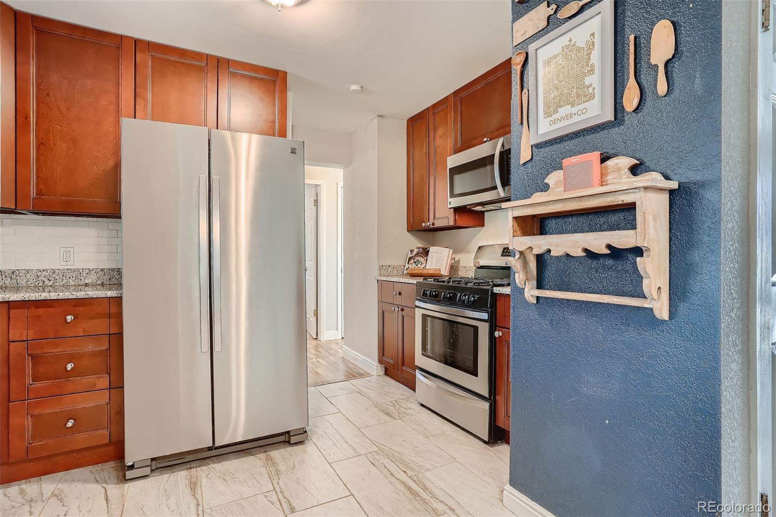 795 Moline Street Aurora, CO 80010 - Photo 9 of 29