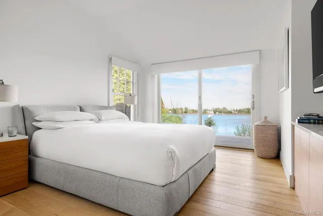 $5,495,000 | 20 Whalers Walk, Sag Harbor, NY 11963