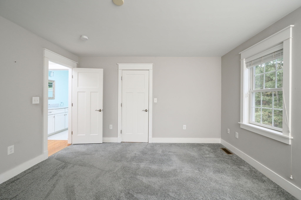 7 Taylor Lane, Unit 3 Hingham, MA 02043 - Photo 13 of 25