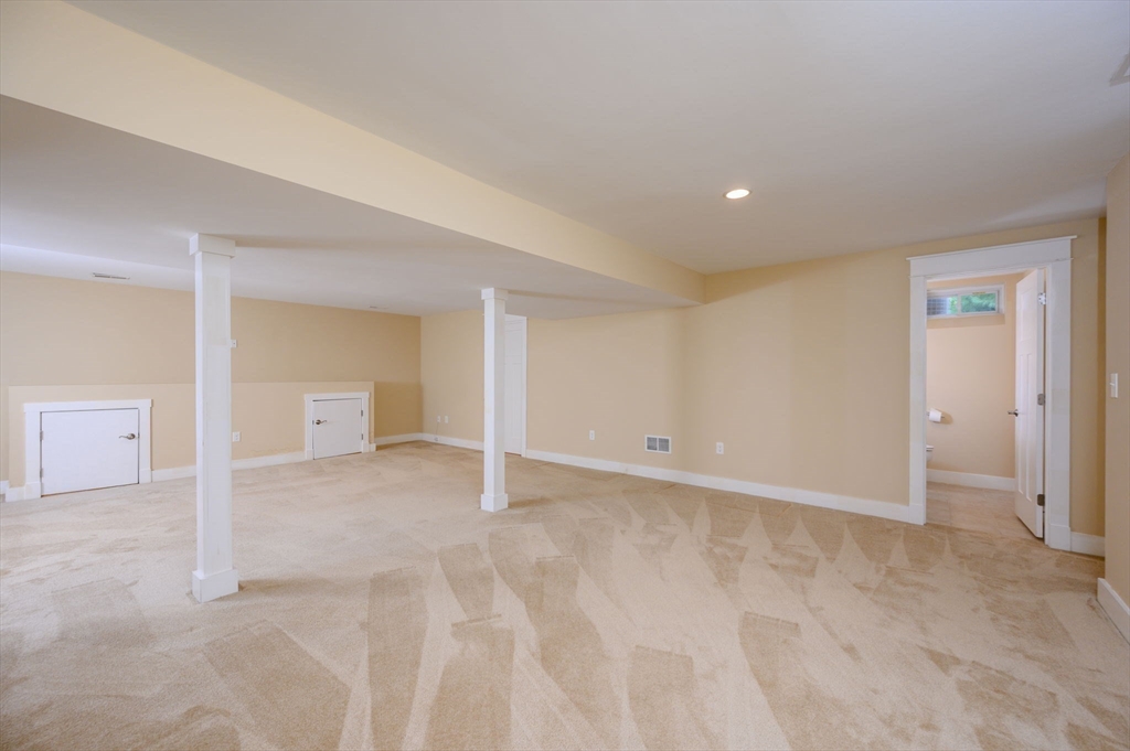 7 Taylor Lane, Unit 3 Hingham, MA 02043 - Photo 16 of 25