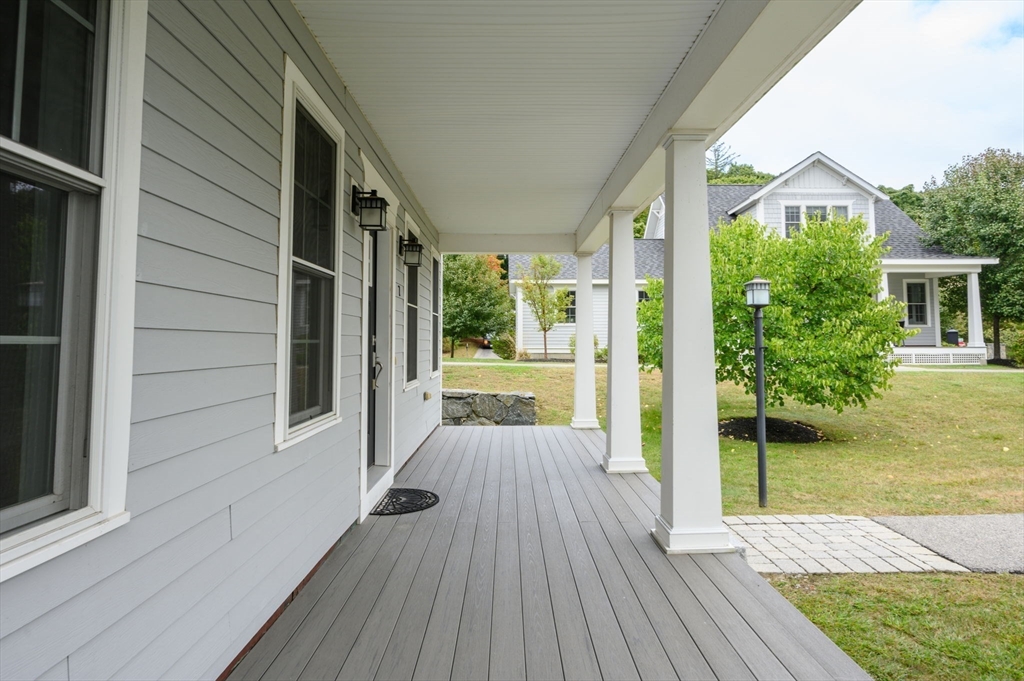 7 Taylor Lane, Unit 3 Hingham, MA 02043 - Photo 2 of 25