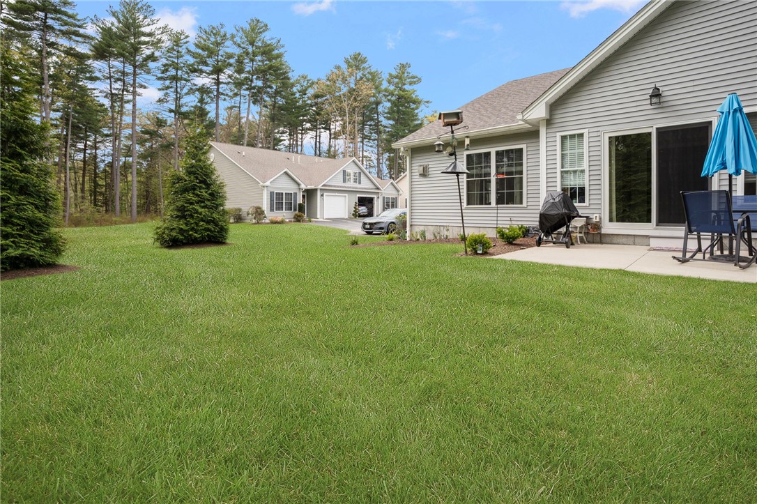38 Rivers Edge Drive Coventry, RI 02816 - Photo 2 of 24
