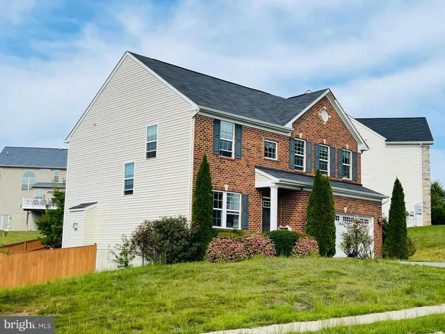 $820,000 | 3214 Fledgling Circle, Woodbridge, VA 22193