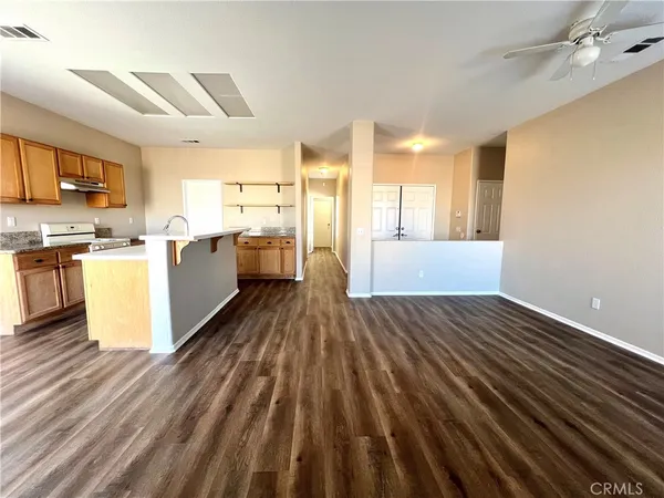 $2,450 | 13561 Fullerton Lane, Victorville, CA 92392