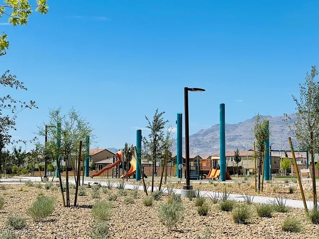 $2,475 | 7030 Toll Mountain Street, North Las Vegas, NV 89086