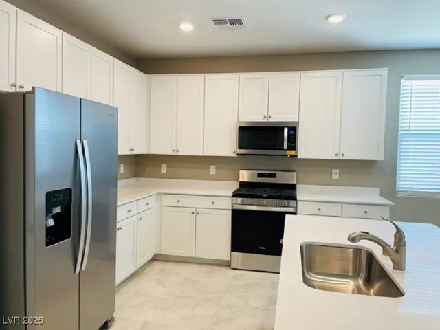 $2,475 | 7030 Toll Mountain Street, North Las Vegas, NV 89086