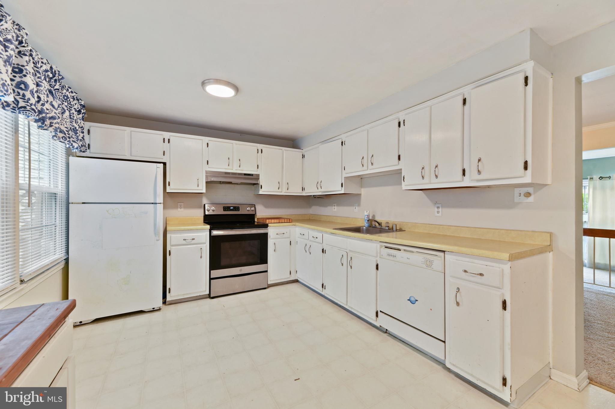 4812 Variation Road Baltimore, MD 21236 - Photo 12 of 30