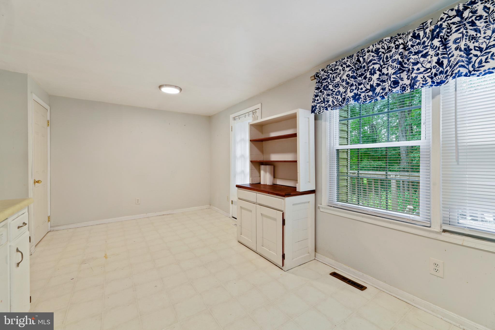 4812 Variation Road Baltimore, MD 21236 - Photo 14 of 30